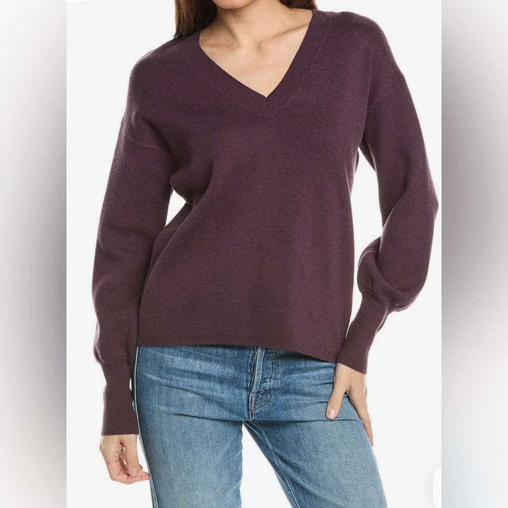 Gap Designed & Crafted Purple Sweater V Neck 29% Merino Extra fine wool Size M